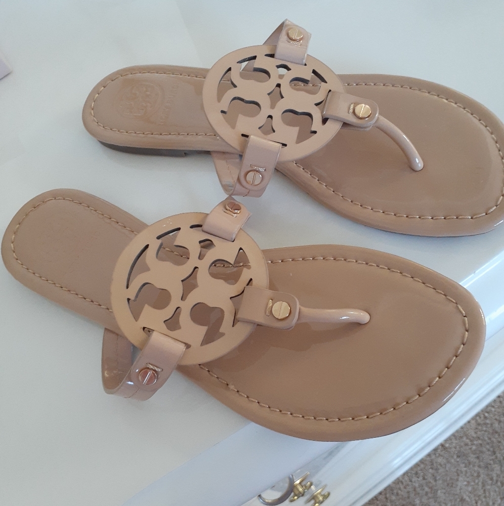 Brand new Tory Burch Nude Sandals